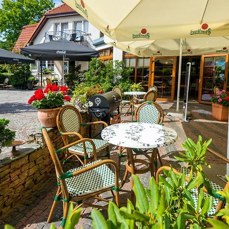 Dworek Morski Spa & Wellness Großmöllen Exterior foto