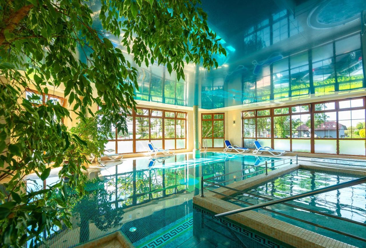 Dworek Morski Spa & Wellness Großmöllen Exterior foto