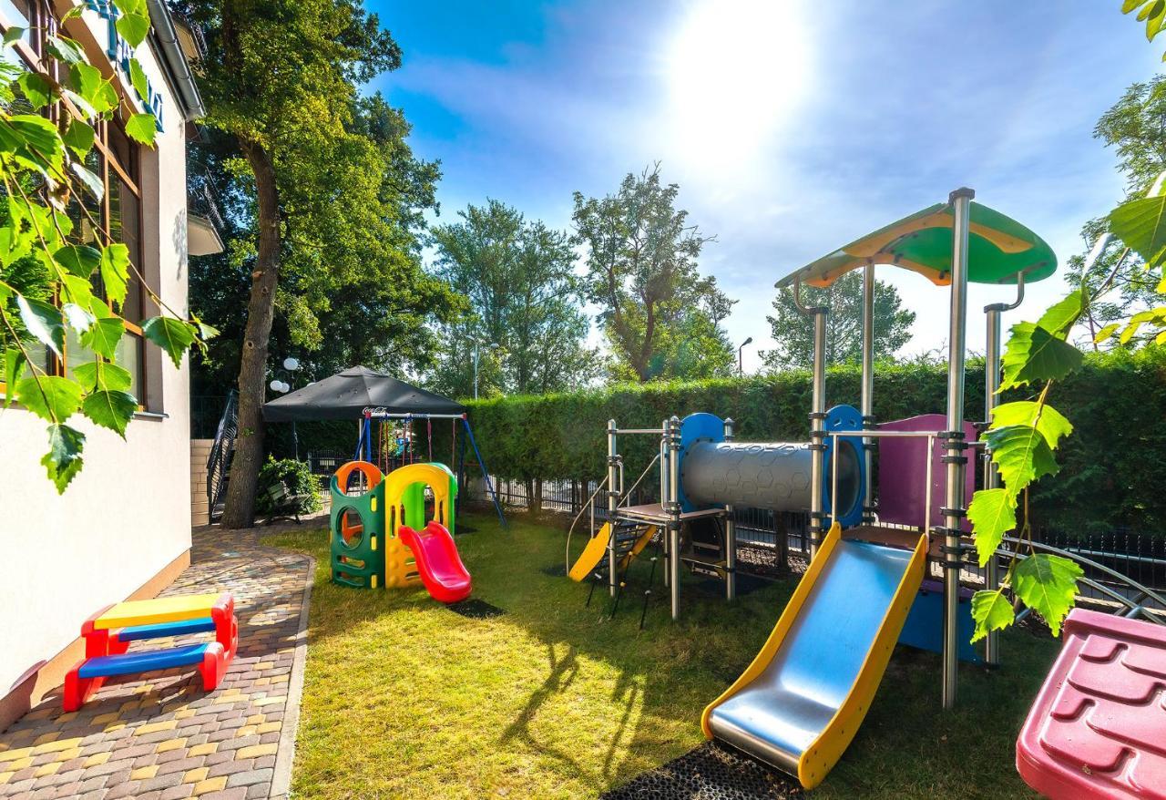 Dworek Morski Spa & Wellness Großmöllen Exterior foto